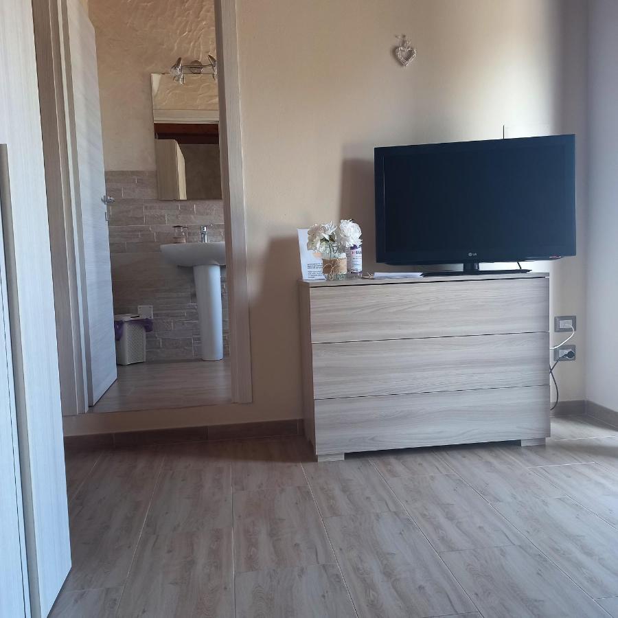 B&B Gli Ulivi SantʼAnna Arresi 外观 照片