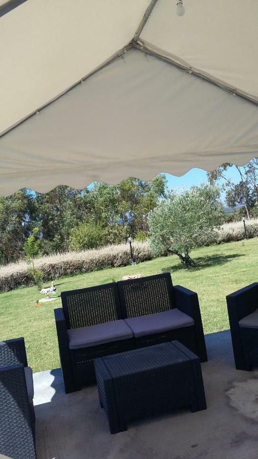 B&B Gli Ulivi SantʼAnna Arresi 外观 照片