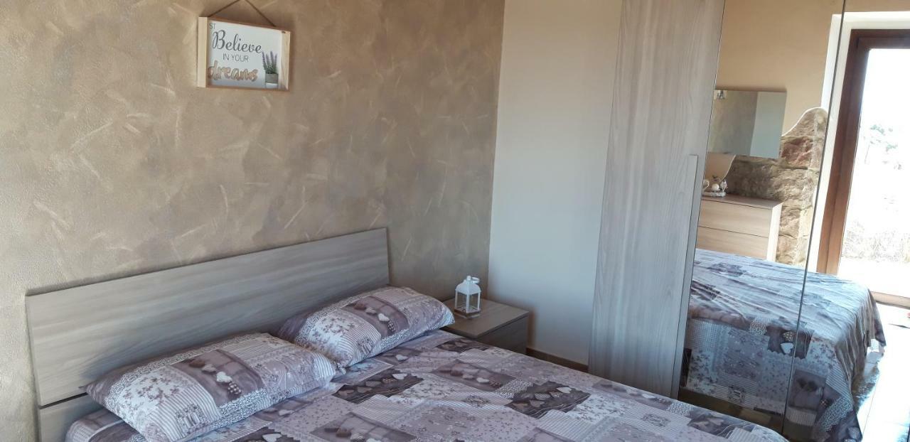 B&B Gli Ulivi SantʼAnna Arresi 外观 照片