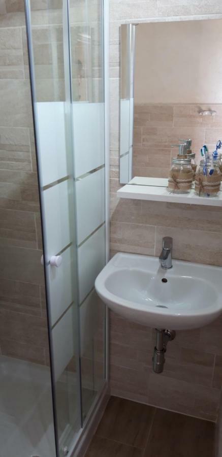 B&B Gli Ulivi SantʼAnna Arresi 外观 照片