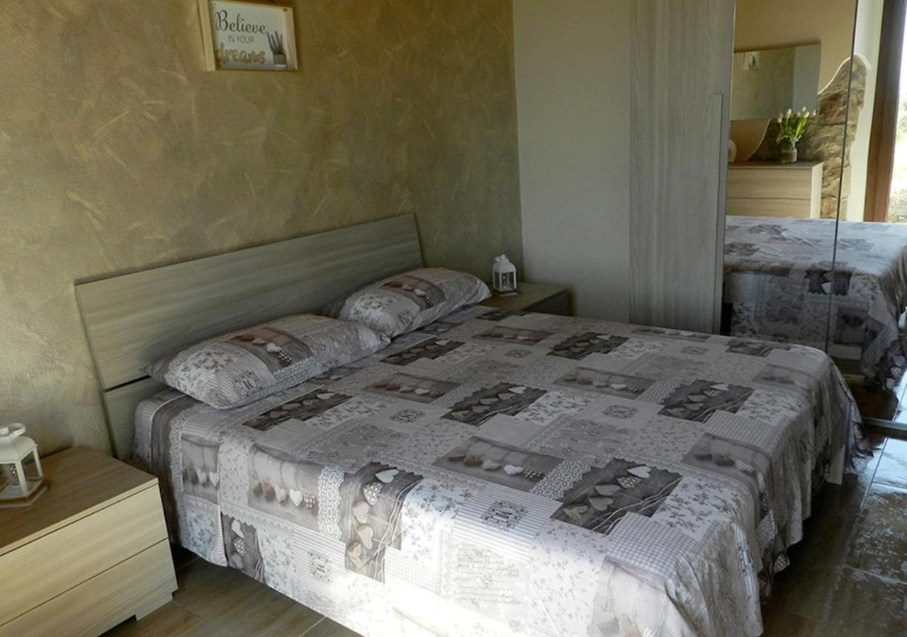 B&B Gli Ulivi SantʼAnna Arresi 外观 照片